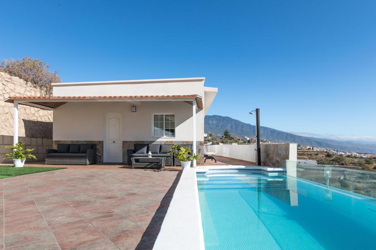Jvg Villas - Villa Carolina グイマー エクステリア 写真