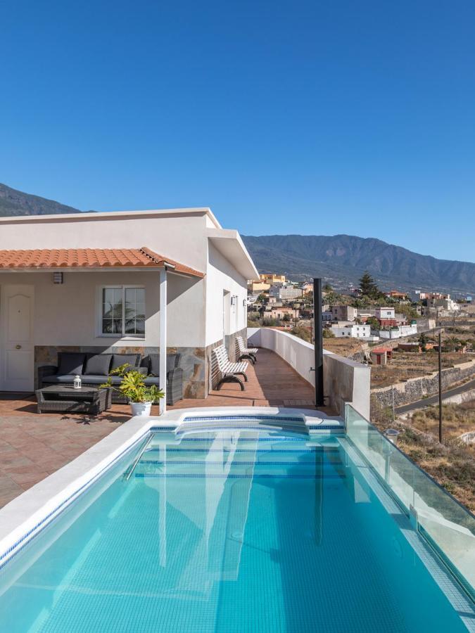 Jvg Villas - Villa Carolina グイマー エクステリア 写真