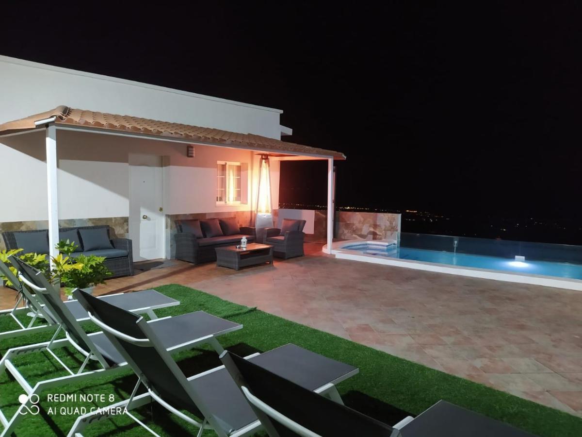 Jvg Villas - Villa Carolina グイマー エクステリア 写真